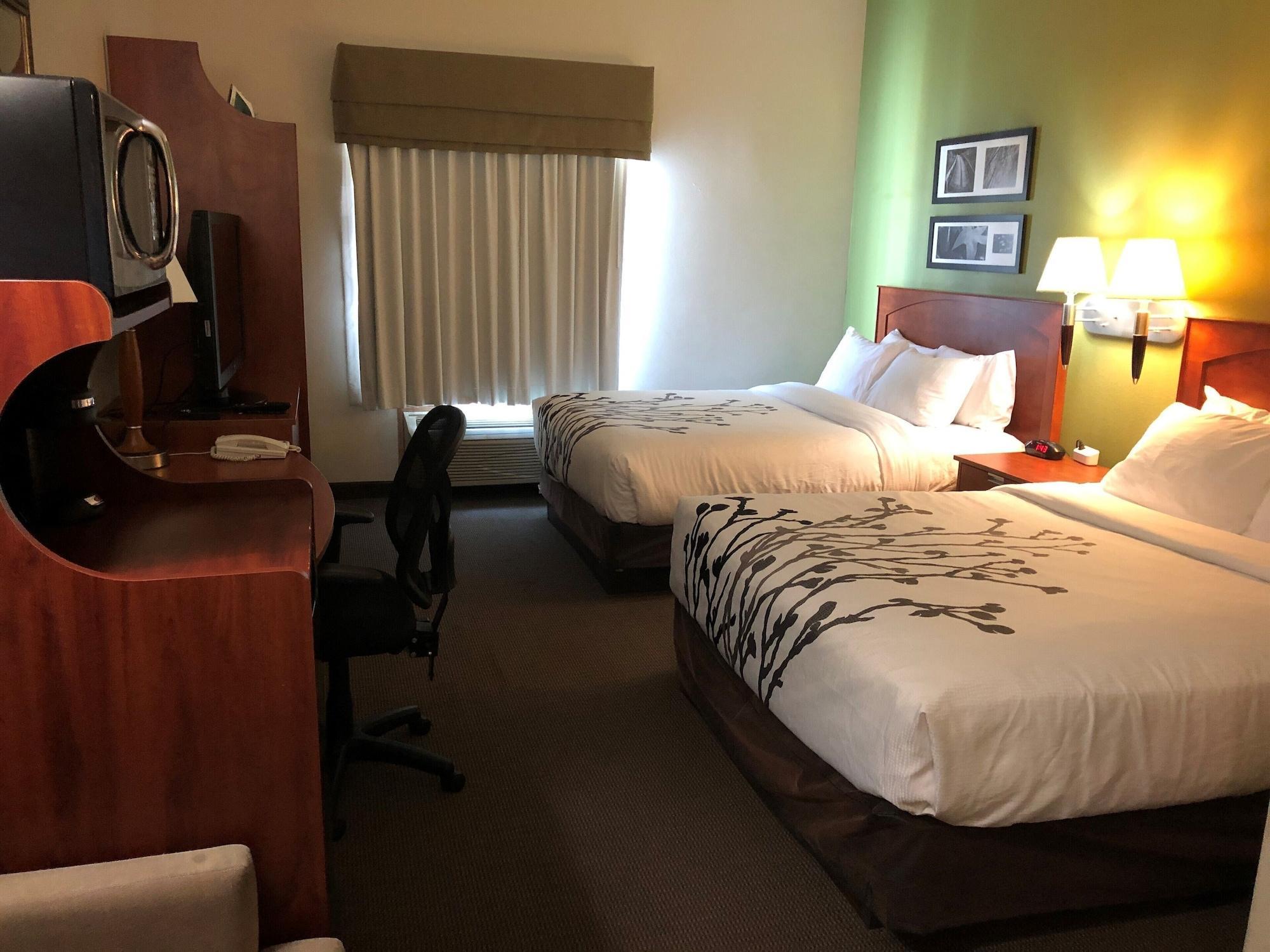 Sleep Inn & Suites Conference Center And Water Park Minot Eksteriør bilde