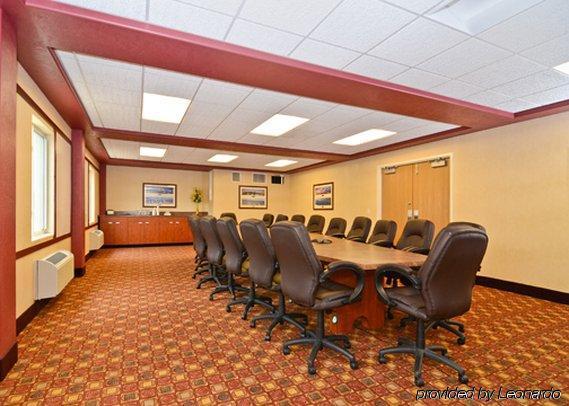 Sleep Inn & Suites Conference Center And Water Park Minot Business bilde